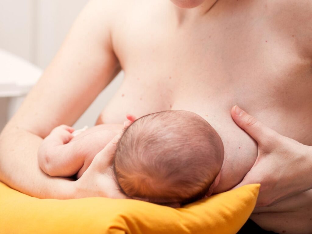 Мой новорождённый родился с особыми потребностями. Могу ли я кормить грудью?