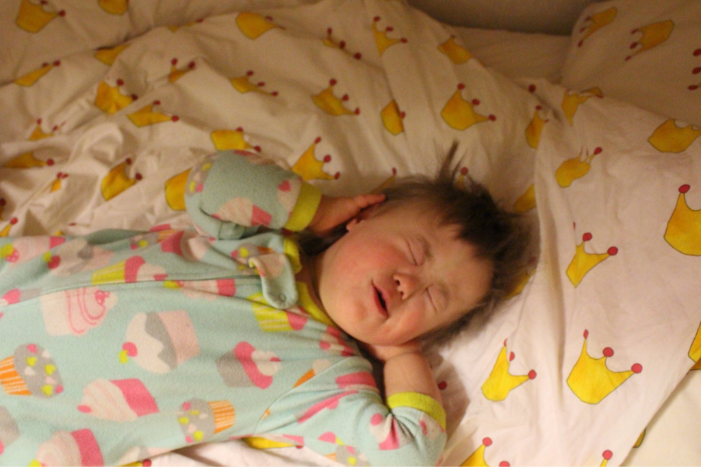 Как спят дети с синдромом дауна