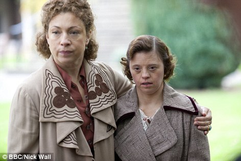 SarahGordy_AlexKingston_UpstairsDownstairs.jpg