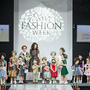 Подопечные Даунсайд Ап покорили подиум Estet Fashion Week Подопечные Даунсайд Ап покорили подиум Estet Fashion Week