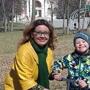 Откровения мамы особого ребенка: «Родители с такими детьми еще недавно просто закрывались дома, а гулять выходили, когда соседи спали» Откровения мамы особого ребенка: «Родители с такими детьми еще недавно просто закрывались дома, а гулять выходили, когда соседи спали»