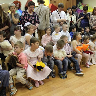 Последний звонок в Даунсайд Ап: начало школьной жизни