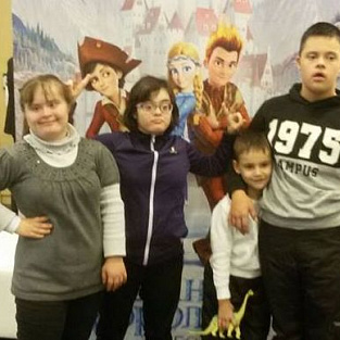 Подопечные Даунсайд Ап побывали на предпремьерном показе «Снежной Королевы 3: Огонь и Лед»