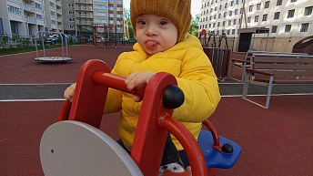 "Я бы никогда не подумала, что я стану кому-то приёмной мамой"